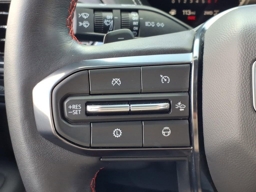 Used 2025 GMC Yukon AT4 Ultimate w/ LPO, Floor Liner Package image 24