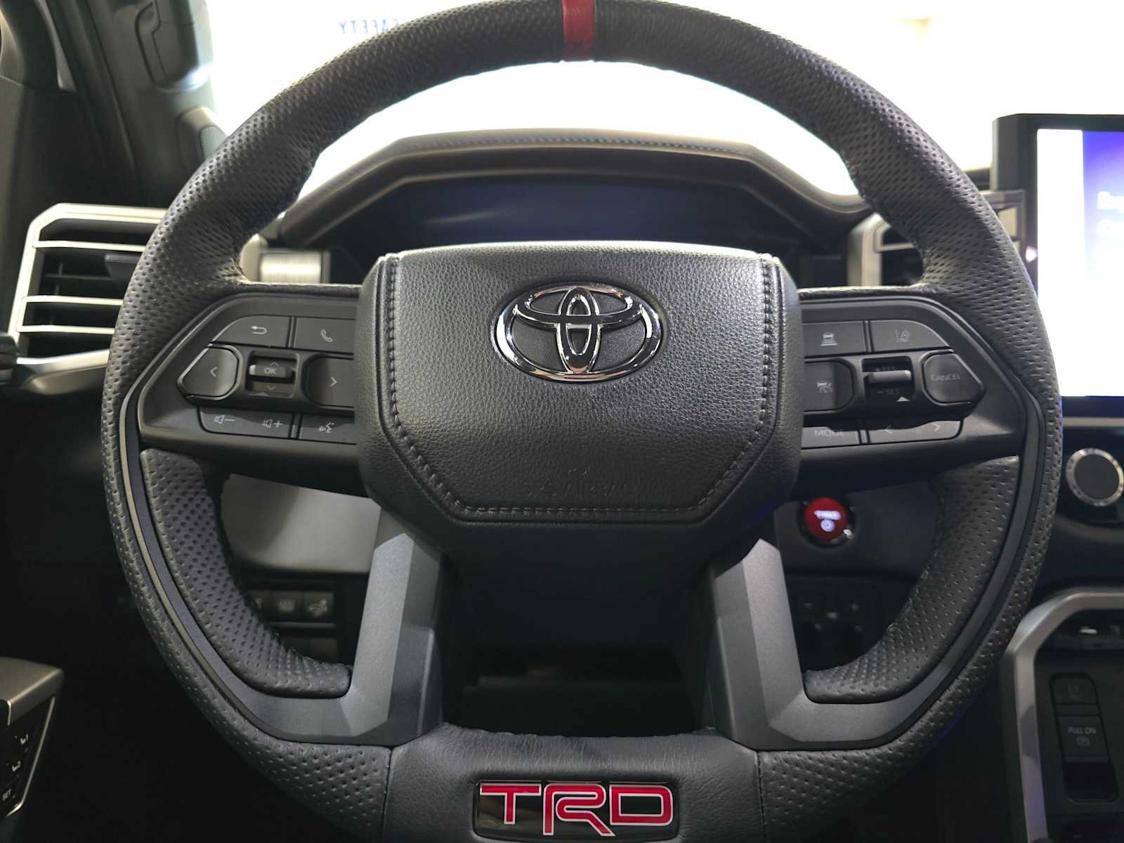 Certified 2025 Toyota Sequoia Platinum w/ TRD Off-Road Package AWD/4WD image 11
