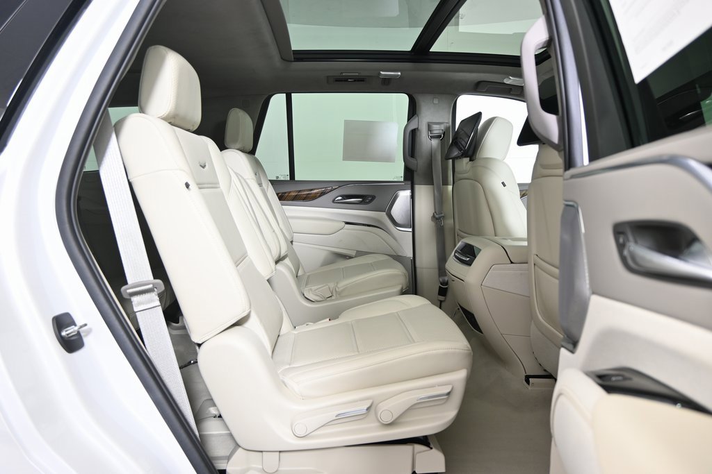 Used 2022 Cadillac Escalade Sport Platinum image 16