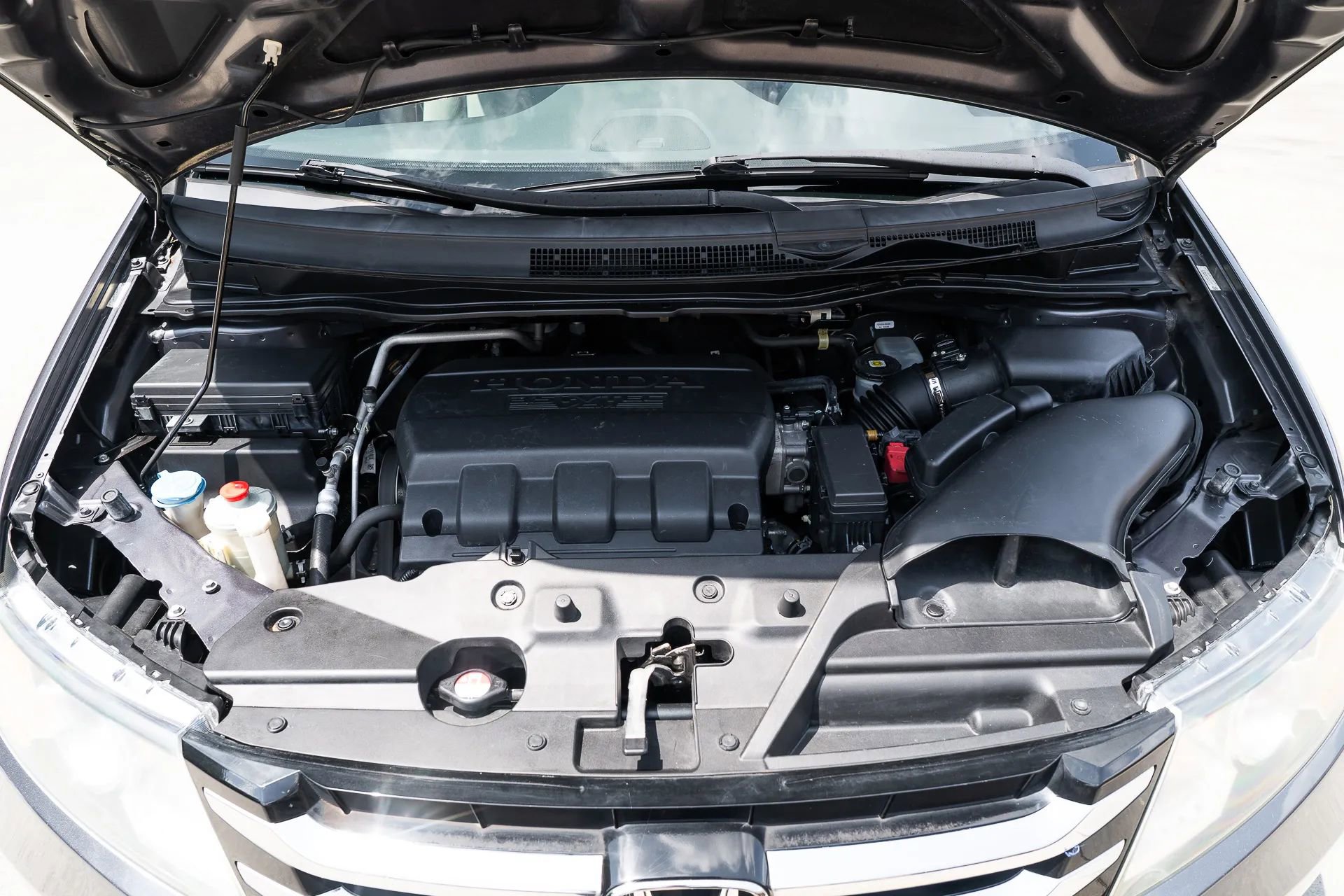 Used 2016 Honda Odyssey LX image 15