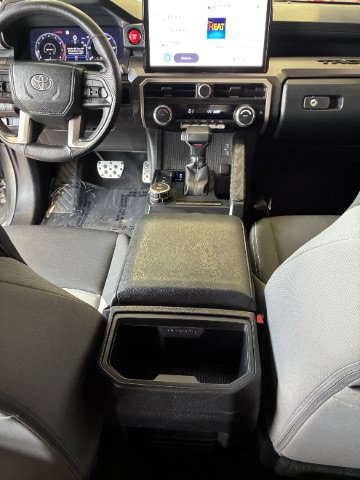 Used 2024 Toyota Tacoma TRD Sport AWD/4WD image 35