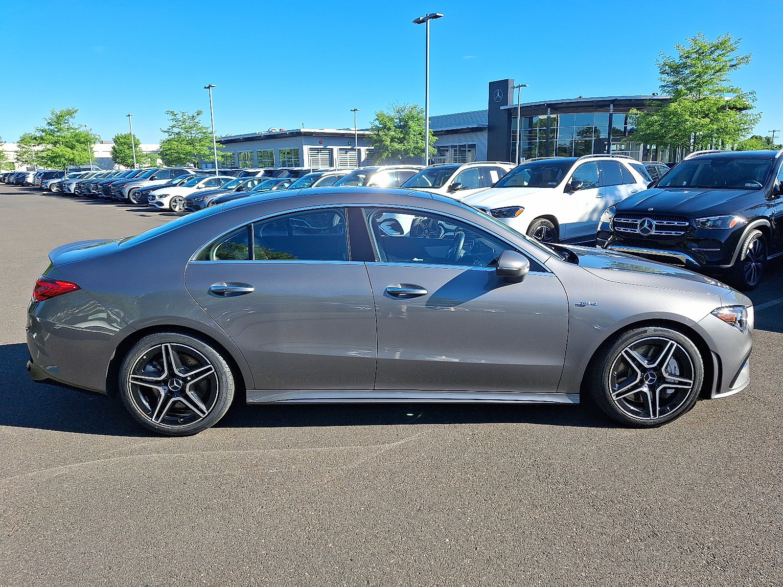 Certified 2023 Mercedes-Benz CLA 35 AMG 4MATIC image 7