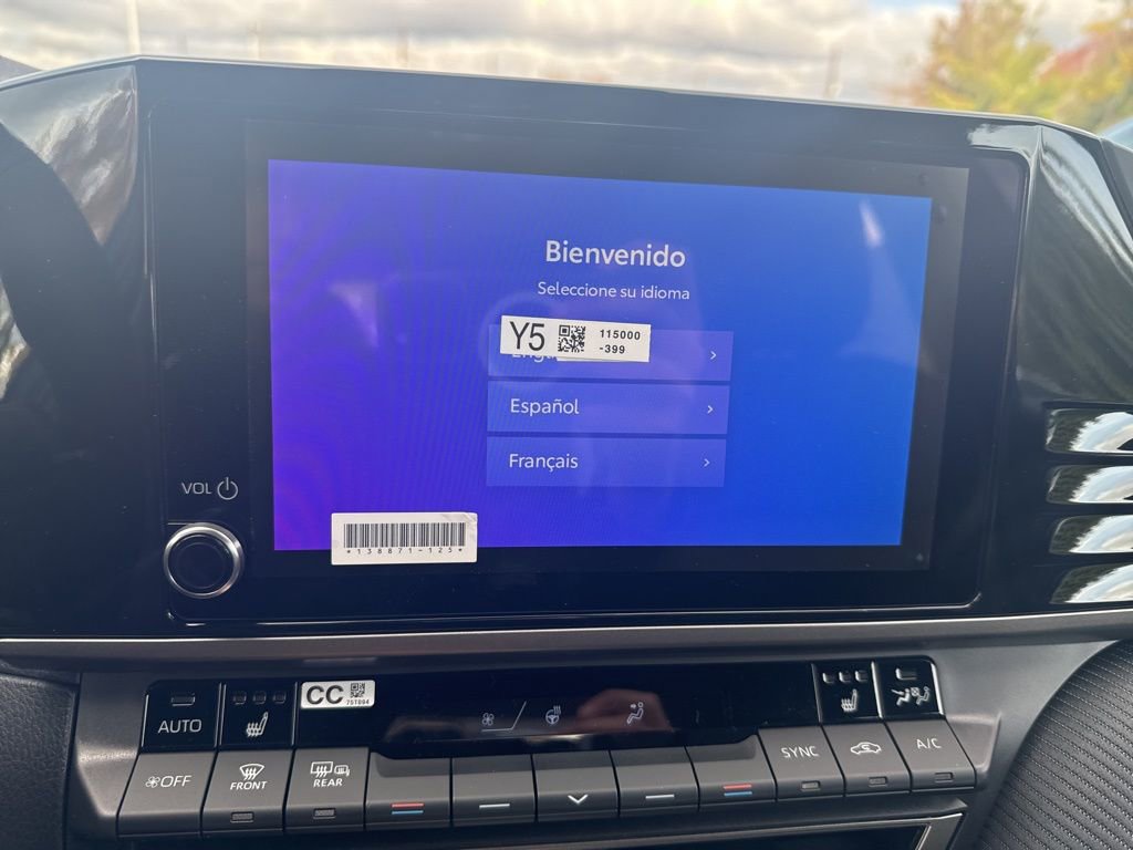 New 2026 Toyota Camry SE image 18