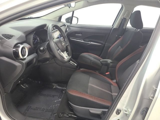 Used 2024 Nissan Versa SR FWD image 15