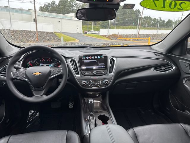 Used 2017 Chevrolet Malibu Hybrid w/ Leather Package image 12