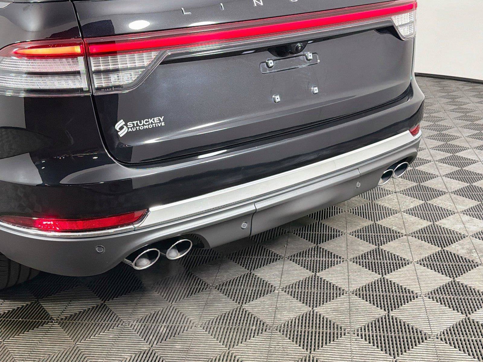 Used 2025 Lincoln Aviator Reserve w/ Equipment Group 201A AWD/4WD image 39