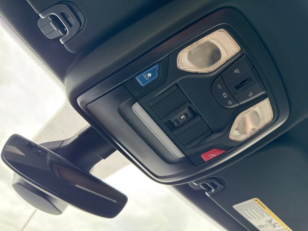 Used 2023 RAM 1500 Big Horn AWD/4WD image 40