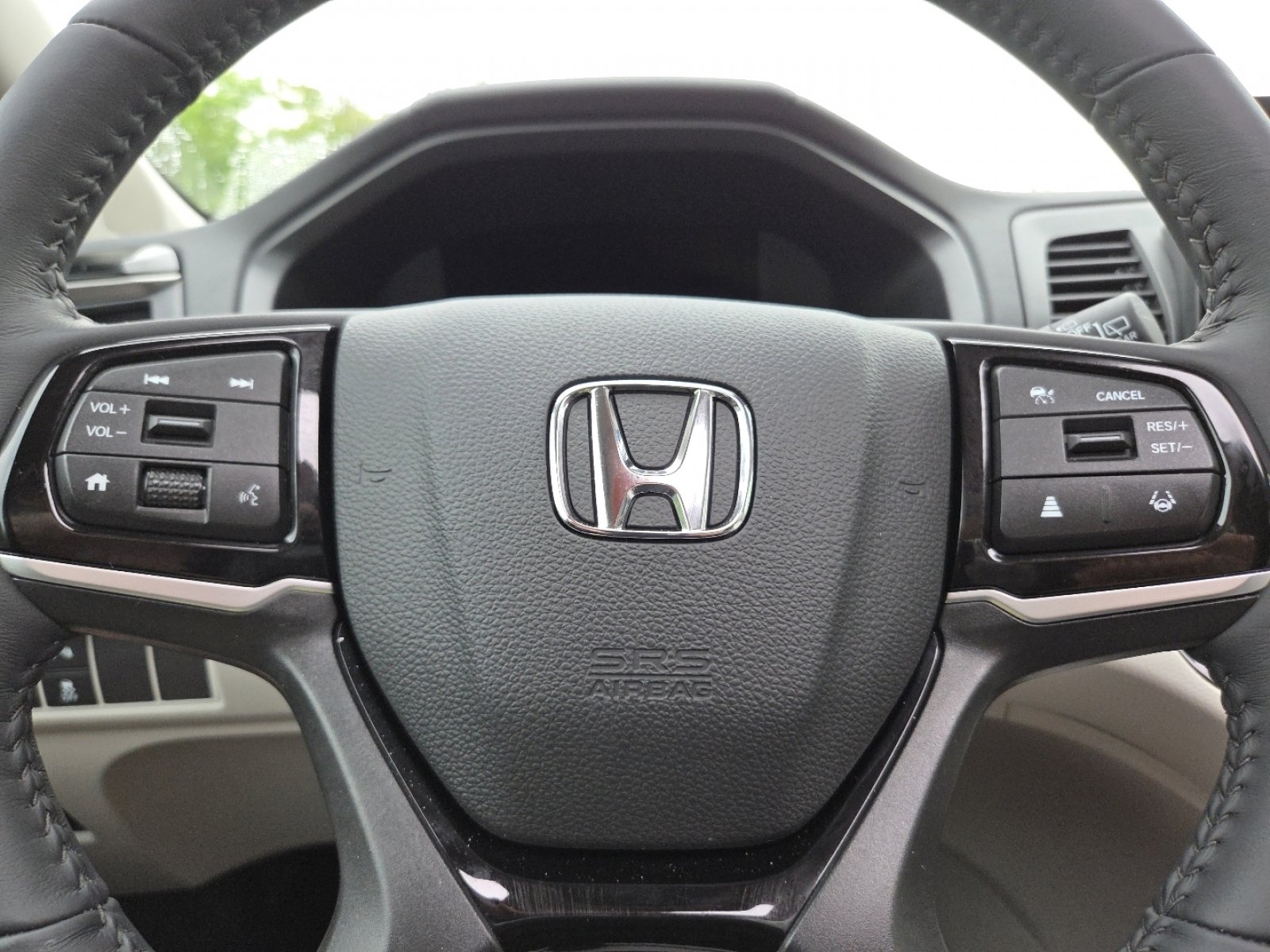 Certified 2025 Honda Odyssey Touring image 34