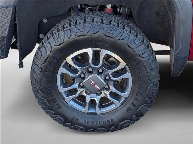 Used 2024 GMC Sierra 3500 SLT w/ SLT Premium Package image 9
