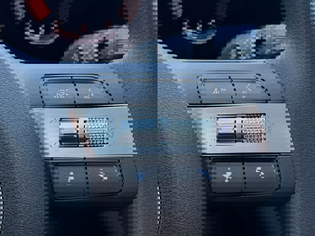 New 2026 Hyundai Kona SE image 17