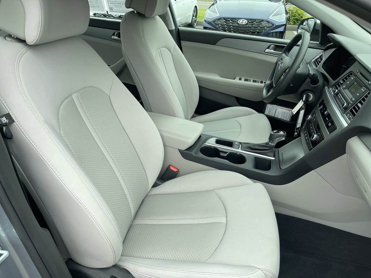 Used 2017 Hyundai Sonata SE FWD image 19