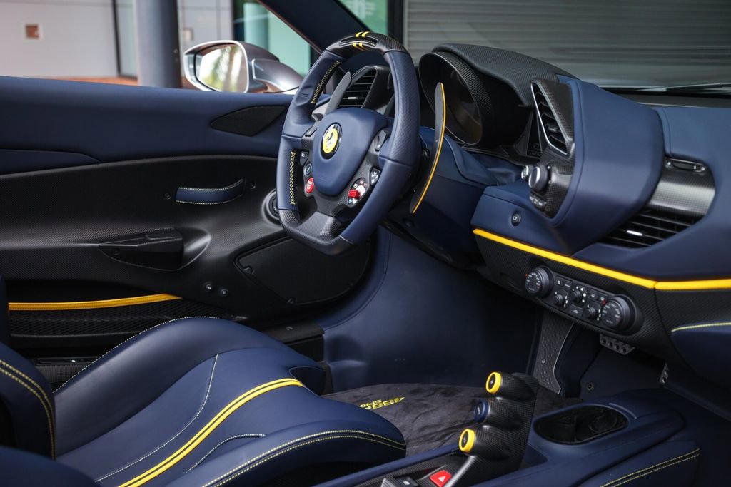 Certified 2020 Ferrari 488 Pista Spider RWD image 32