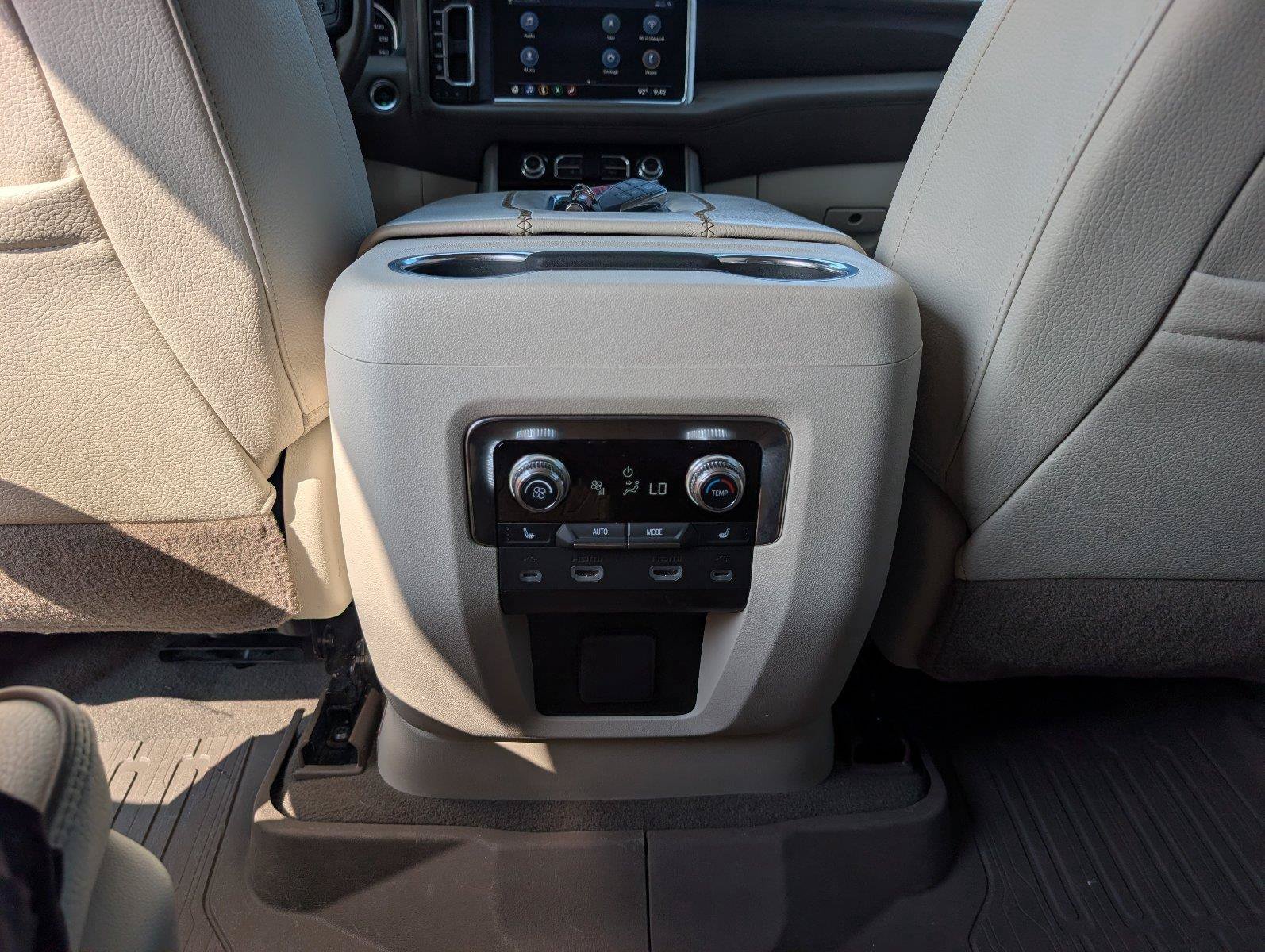 Used 2021 GMC Yukon Denali w/ Denali Ultimate Package RWD image 36