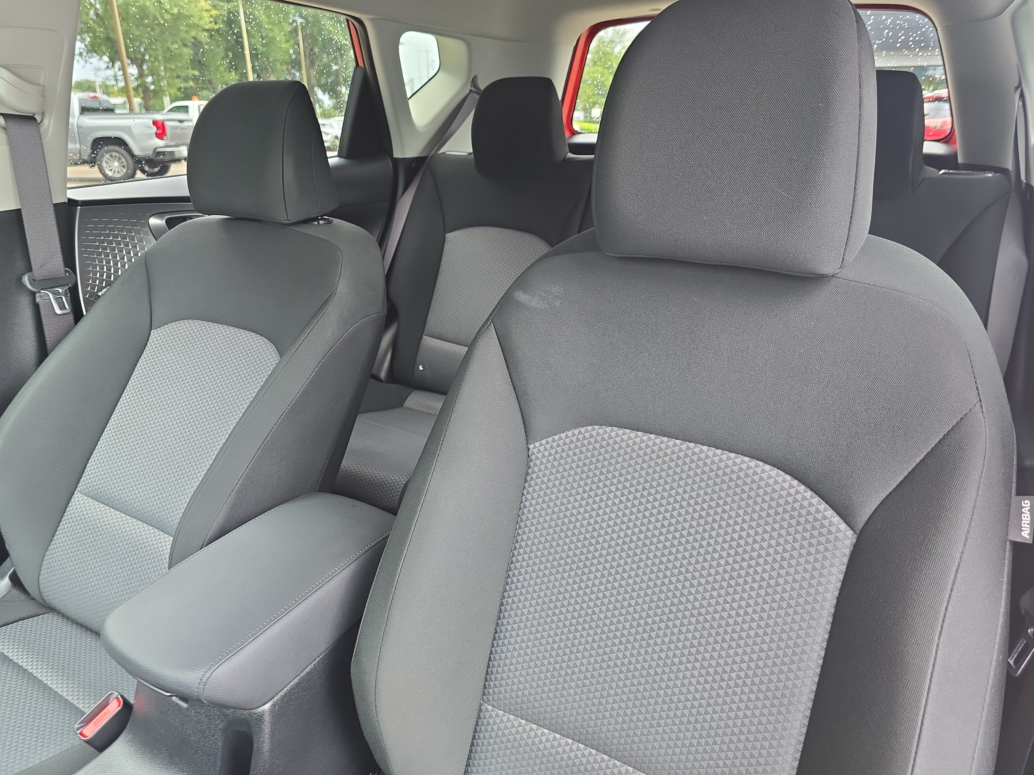 Certified 2025 Kia Soul LX FWD image 21