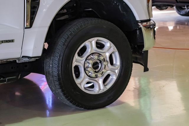 Used 2025 Ford F350 XLT AWD/4WD image 49