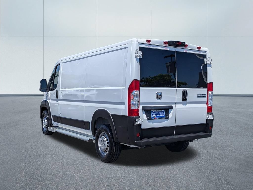Used 2025 RAM ProMaster 2500 w/ U-Haul Equipment Group FWD image 4