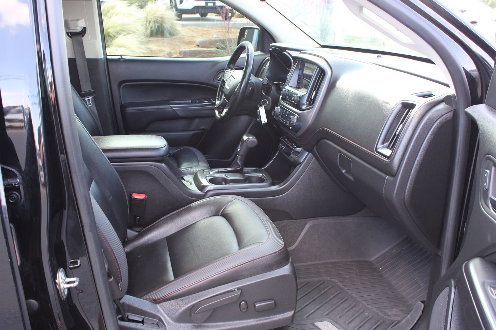 Used 2019 GMC Canyon All Terrain w/ All Terrain X Package AWD/4WD image 22