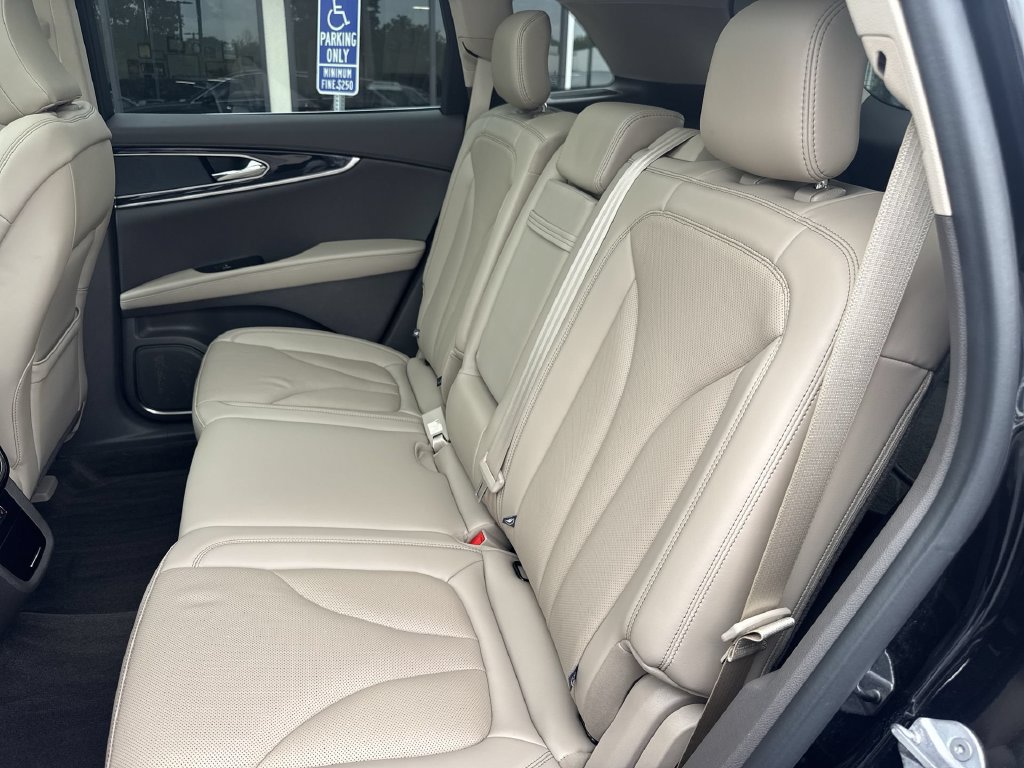 Certified 2023 Lincoln Nautilus Reserve AWD/4WD image 26