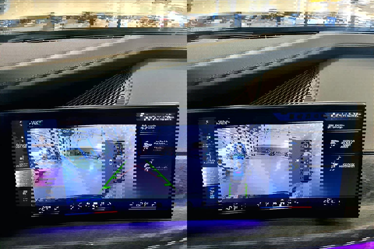 Used 2023 BMW i7 xDrive60 w/ Executive Package 2 image 27