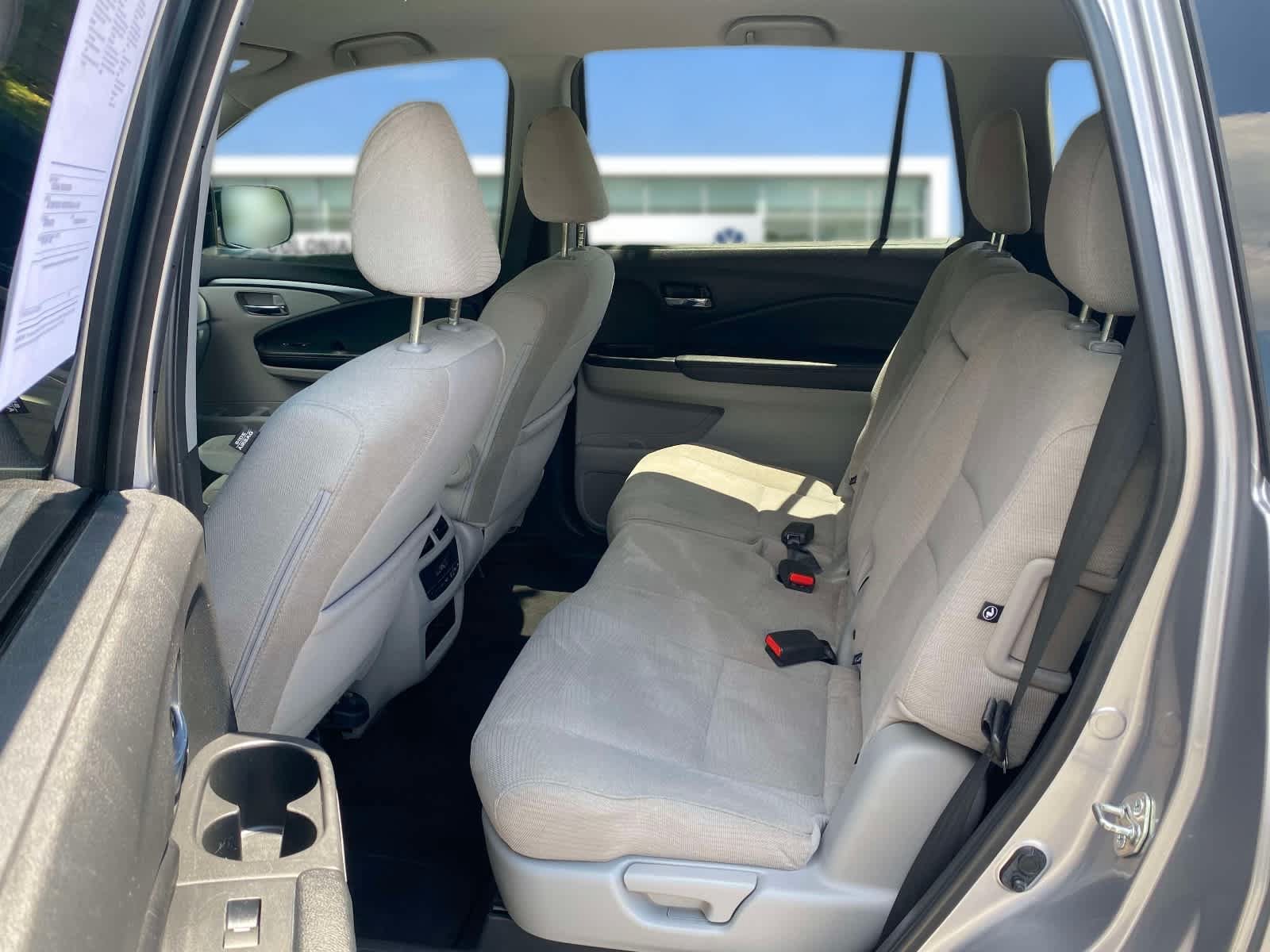 Used 2017 Honda Pilot EX image 25