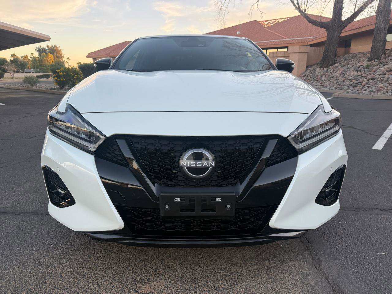 Used 2023 Nissan Maxima SR w/ Sport Mat Group FWD image 8