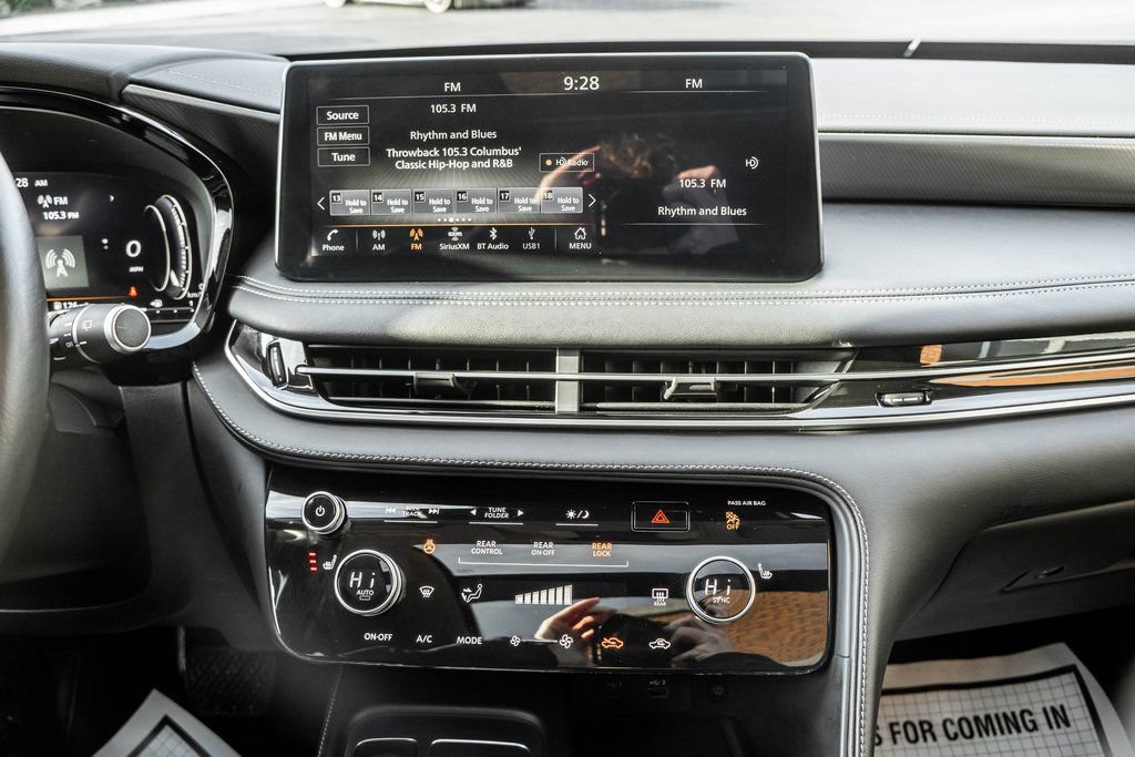 Used 2023 INFINITI QX60 Luxe AWD/4WD image 19