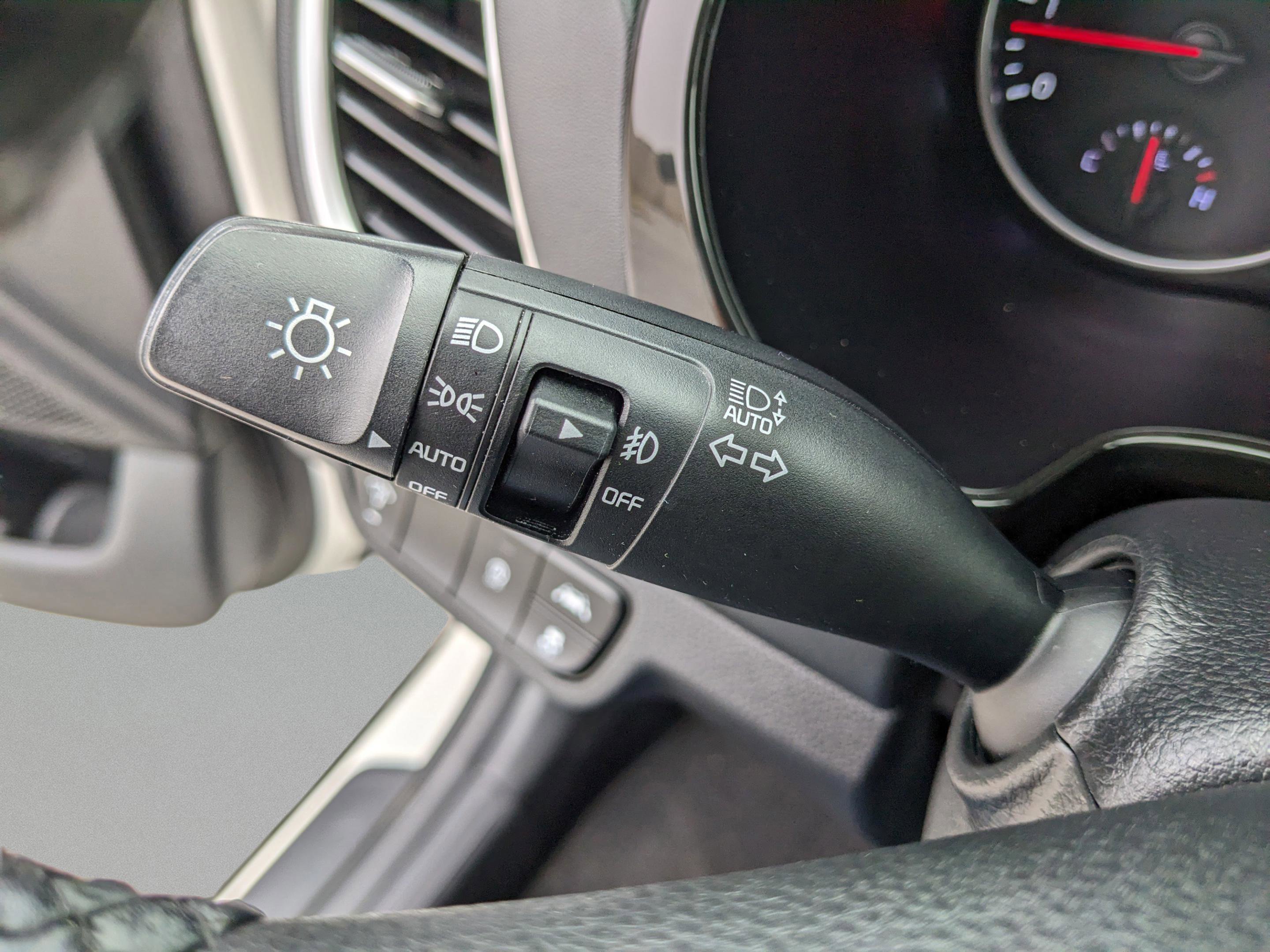 Used 2021 Kia Seltos SX w/ SX Sunroof Package image 34