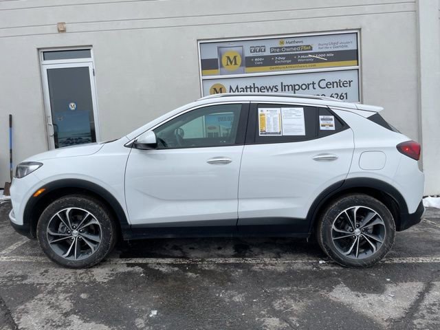 Used 2023 Buick Encore GX Select image 2
