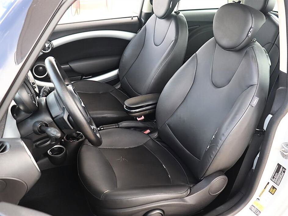 Used 2013 MINI Cooper Hardtop image 11