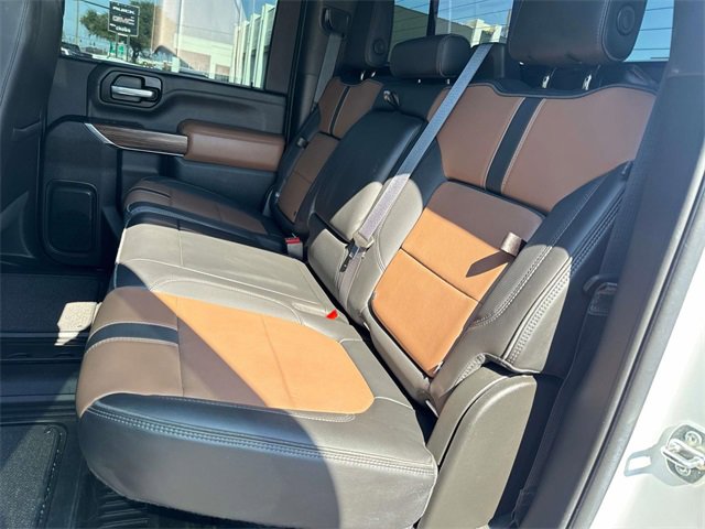 Used 2021 Chevrolet Silverado 3500 High Country image 20