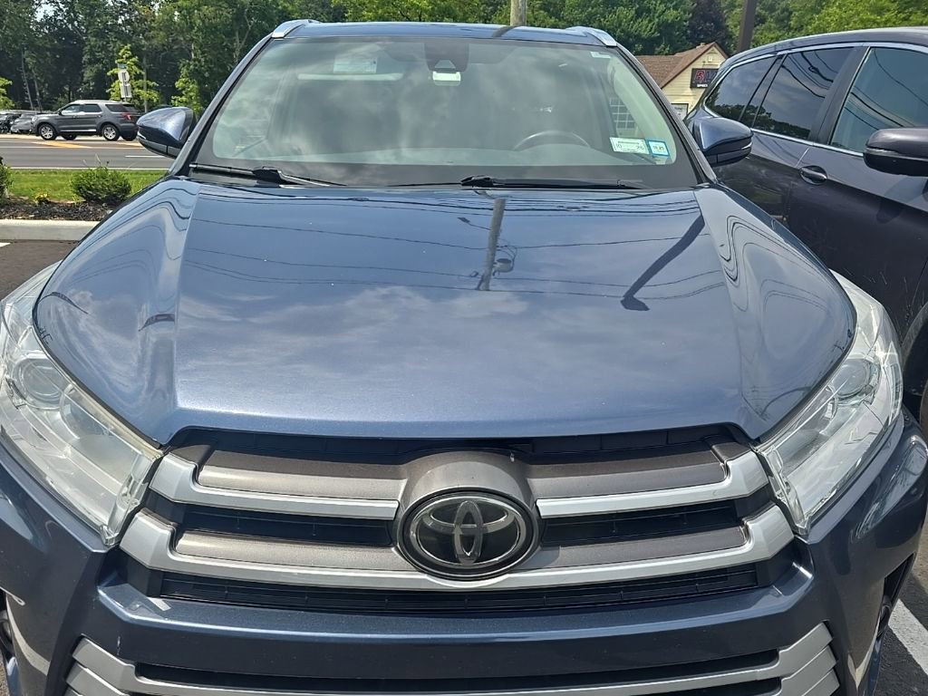 Used 2018 Toyota Highlander XLE