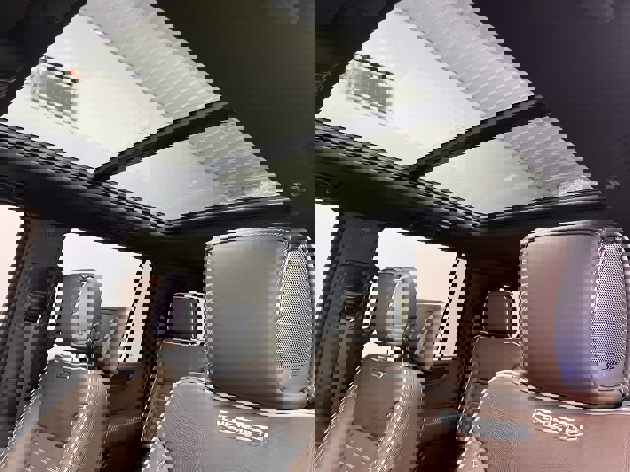 Certified 2025 GMC Yukon XL Denali Ultimate w/ LPO, Floor Liner Package image 6