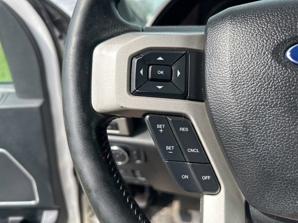 Used 2017 Ford F250 Lariat w/ Lariat Ultimate Package AWD/4WD image 21