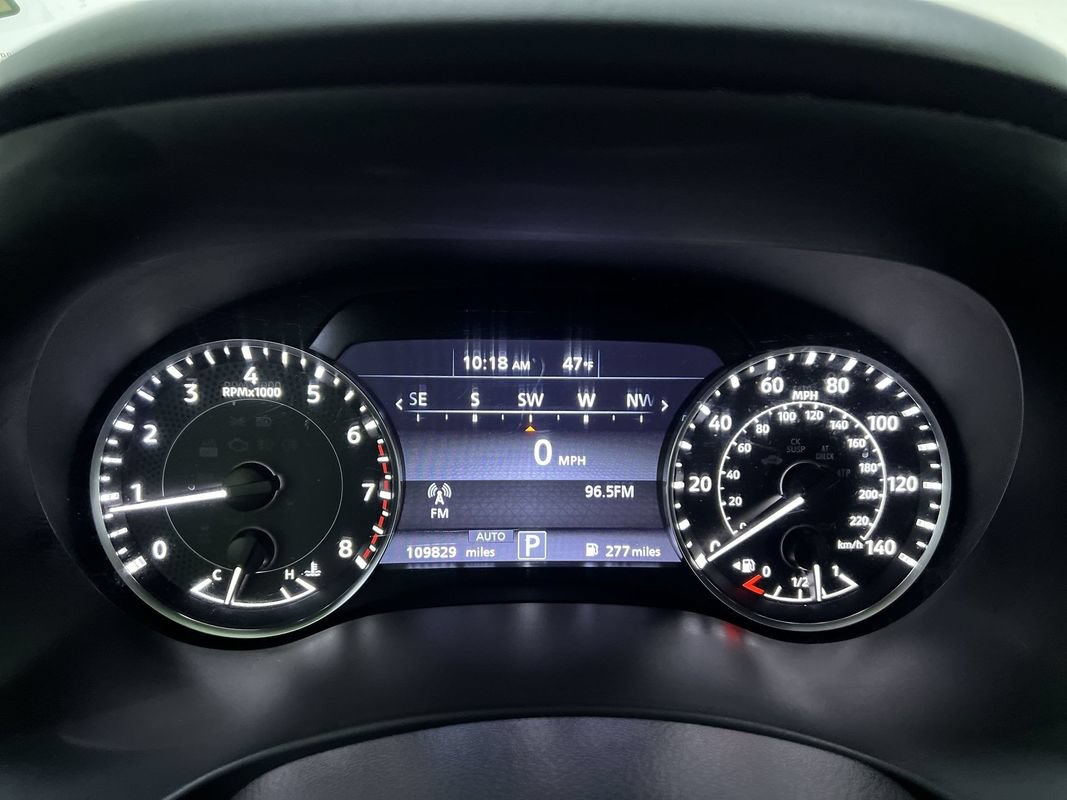 Used 2021 Nissan Armada SV AWD/4WD image 18