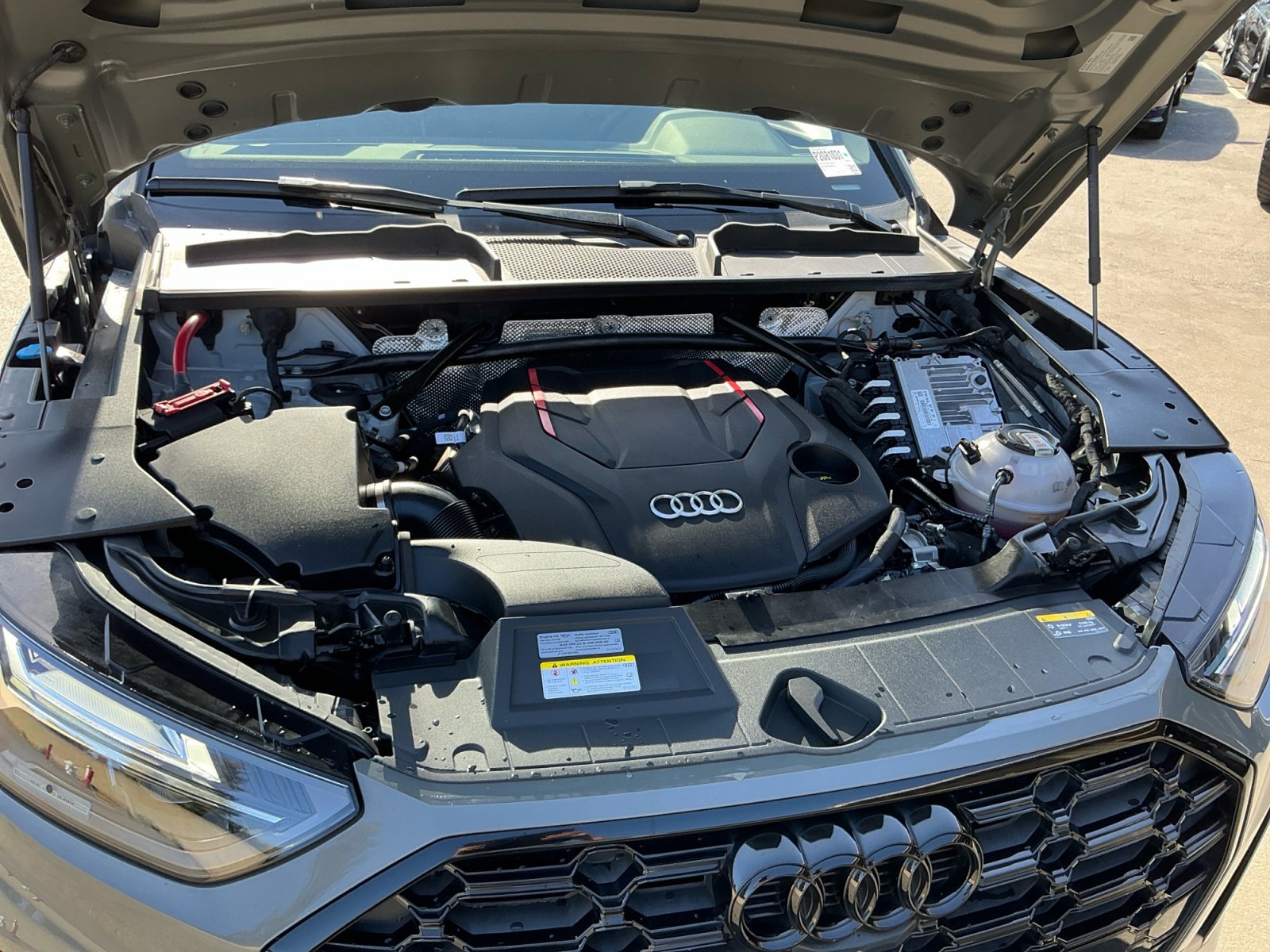 Used 2023 Audi SQ5 Premium Plus w/ Premium Plus Package image 22