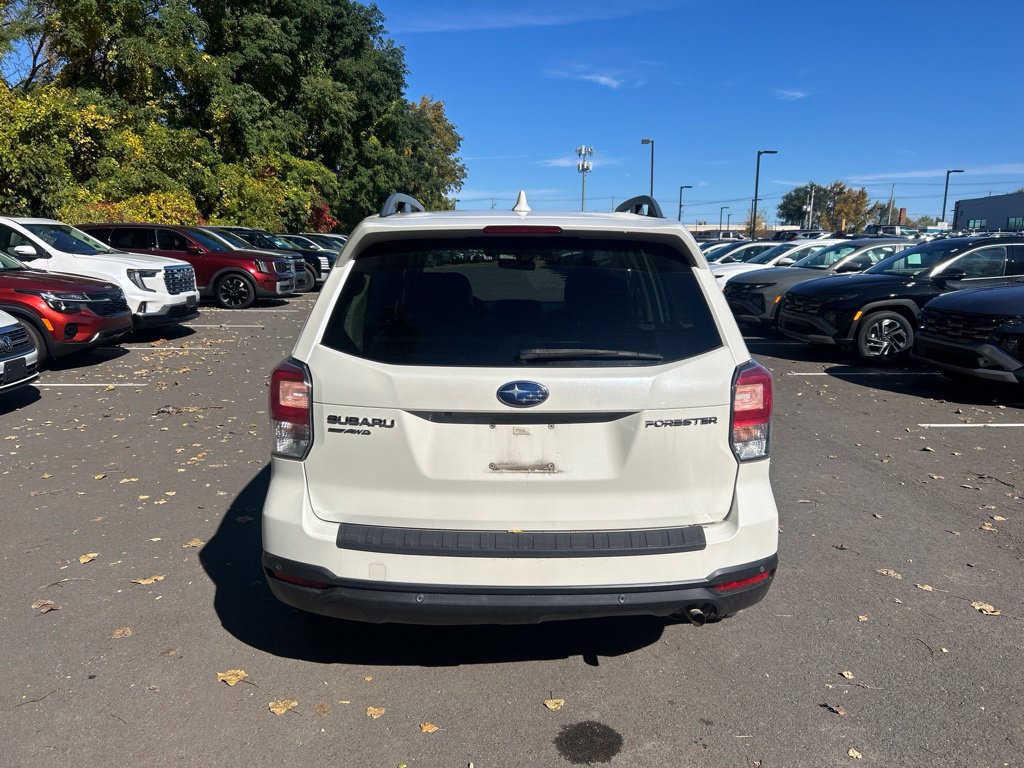 Used 2018 Subaru Forester 2.5i Limited AWD/4WD image 4