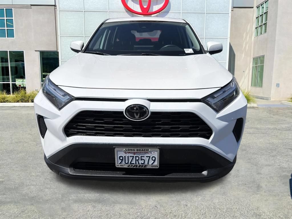 Used 2025 Toyota RAV4 LE FWD image 3