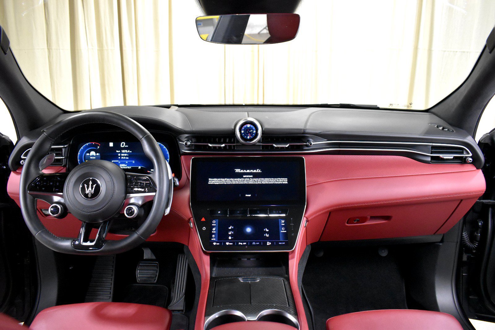 Certified 2023 Maserati Grecale Modena AWD/4WD image 15
