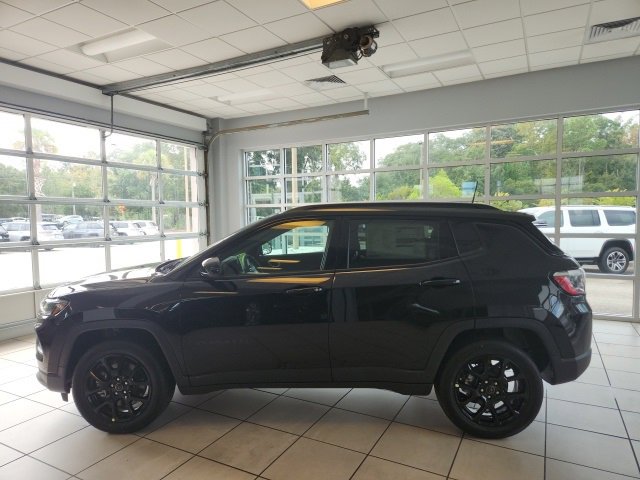 New 2026 Jeep Compass Latitude image 6