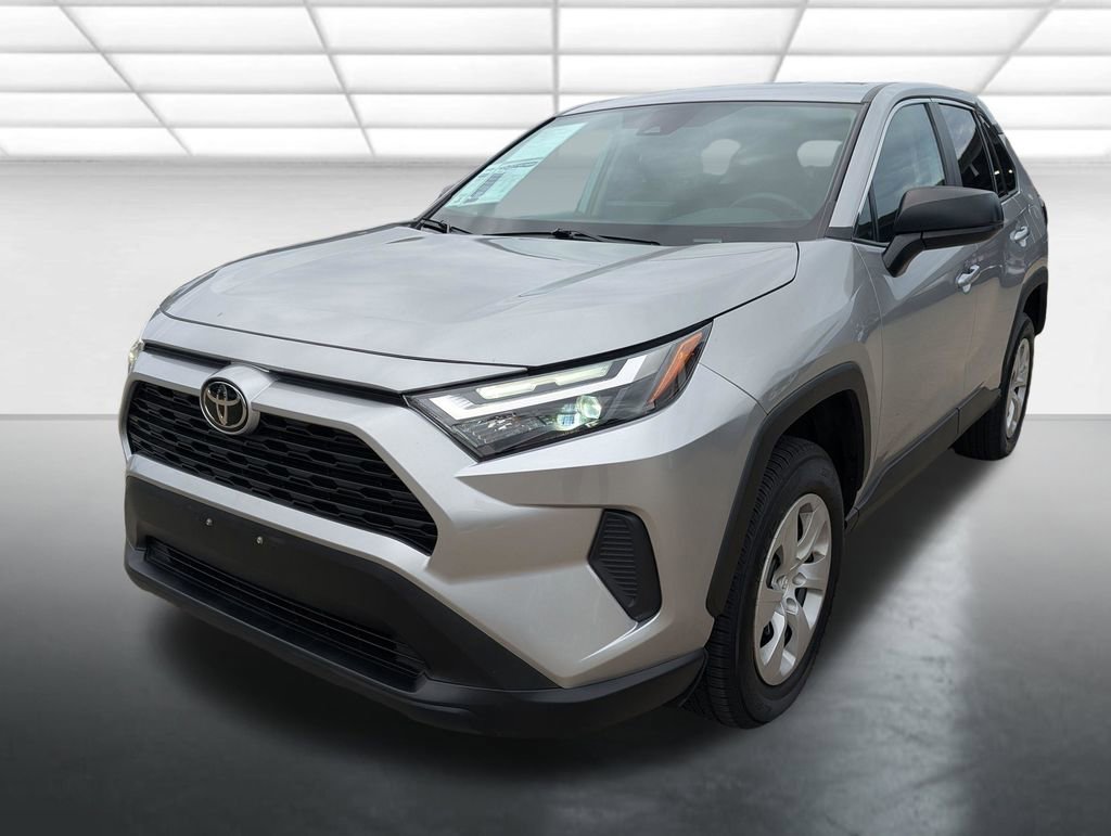 Used 2024 Toyota RAV4 LE AWD/4WD image 23