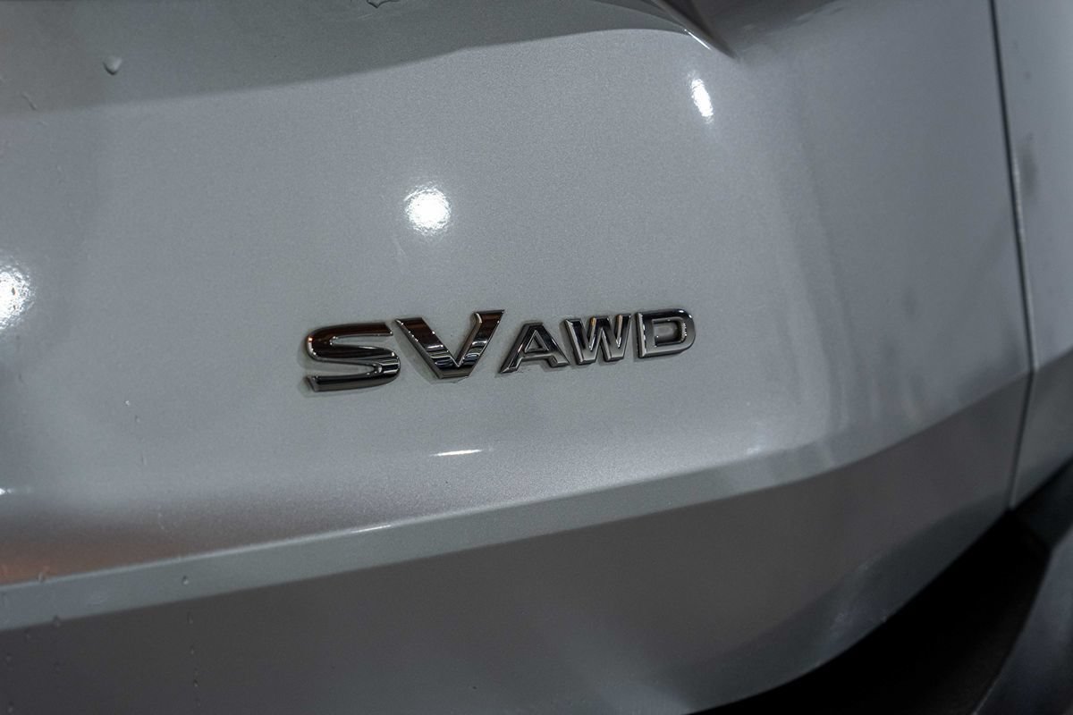 Used 2021 Nissan Rogue SV w/ Premium Package AWD/4WD image 11