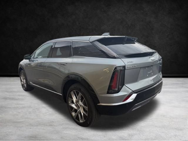 Used 2025 Cadillac Optiq Luxury 1 w/ LPO, Floor Liner Package image 8