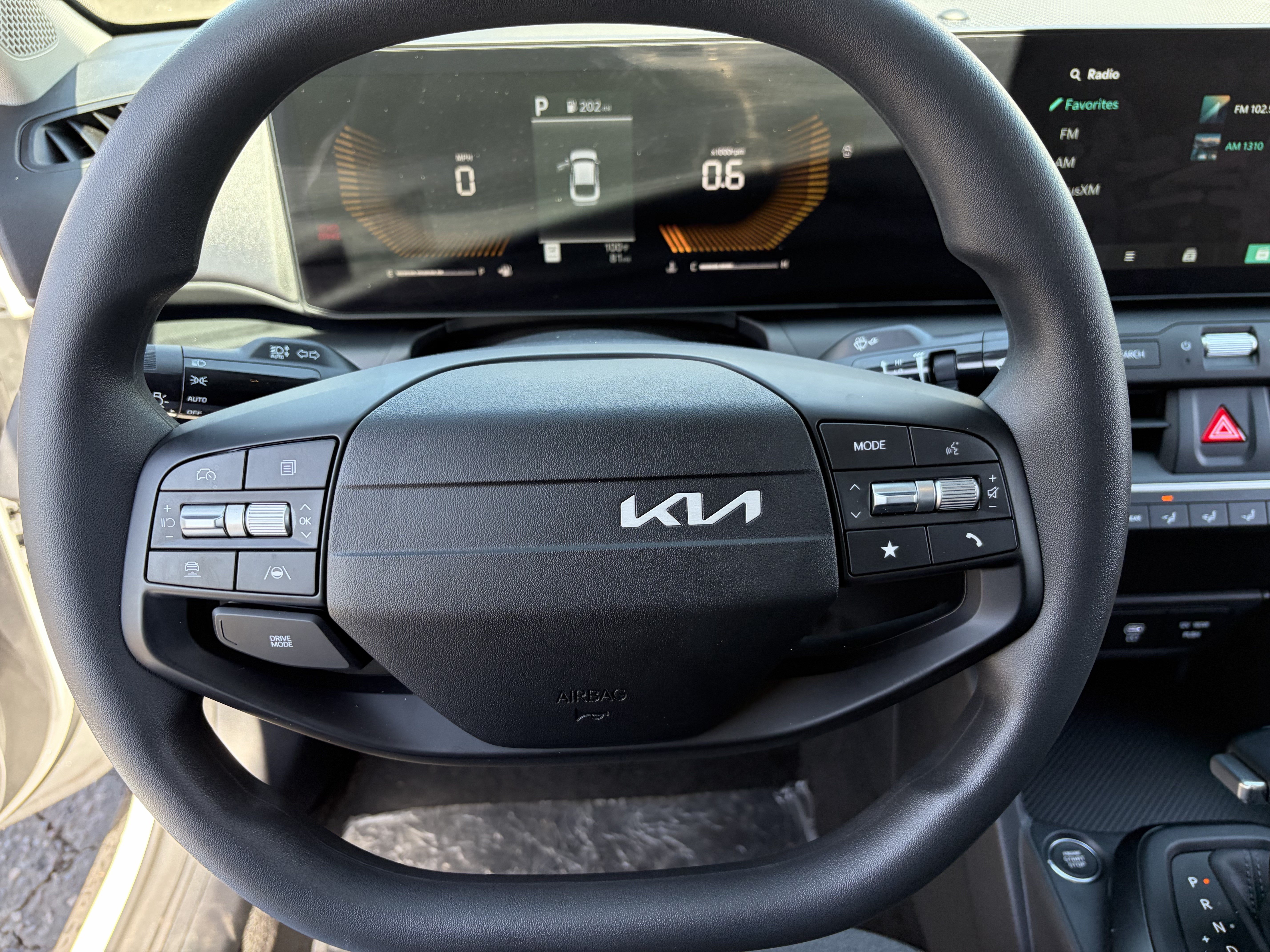 New 2026 Kia K4 FWD image 21