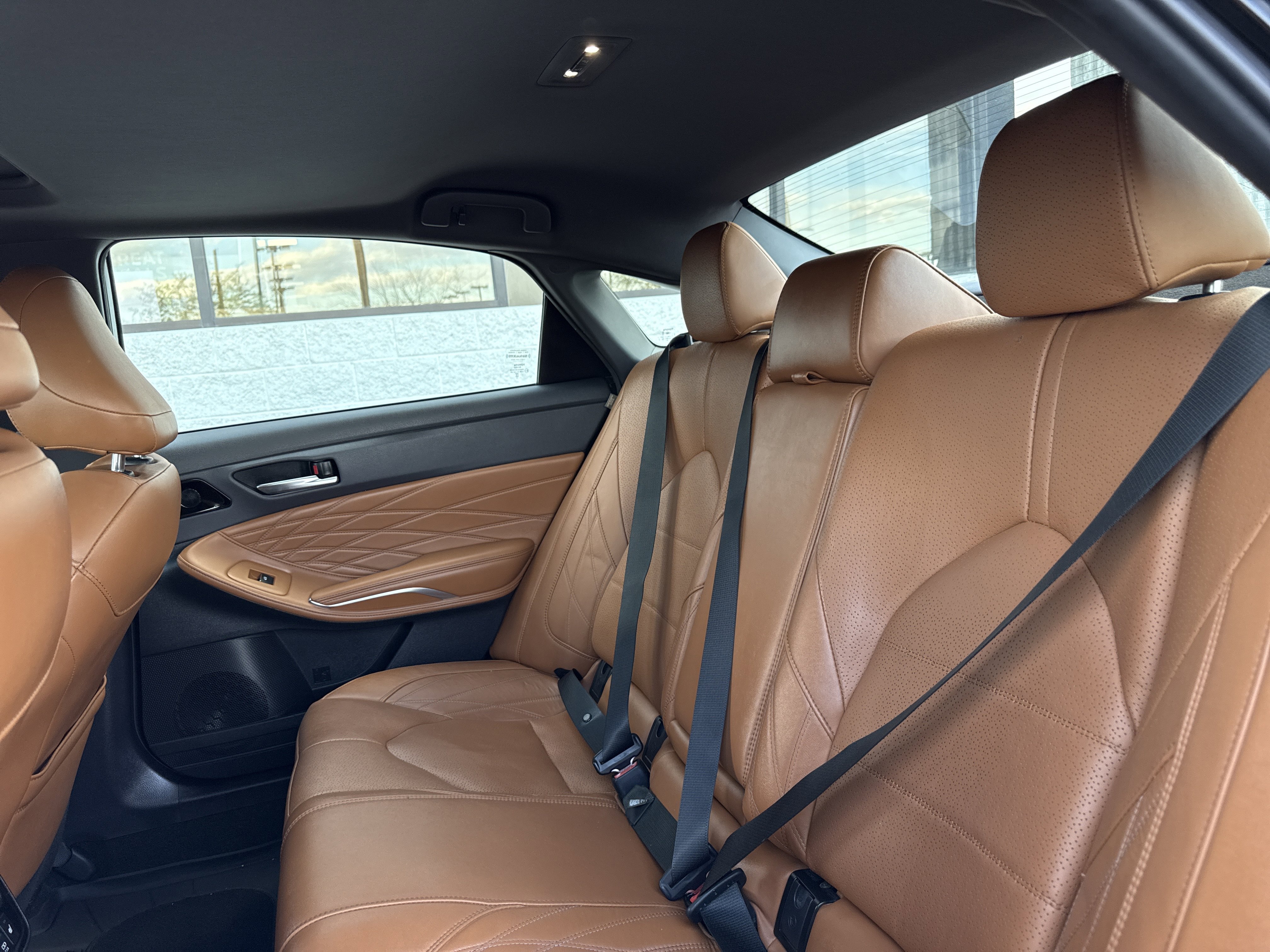 Used 2019 Toyota Avalon Limited w/ All Weather Liner Package image 31