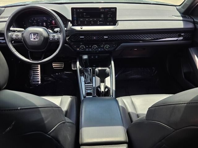 Used 2025 Honda Accord Sport image 13