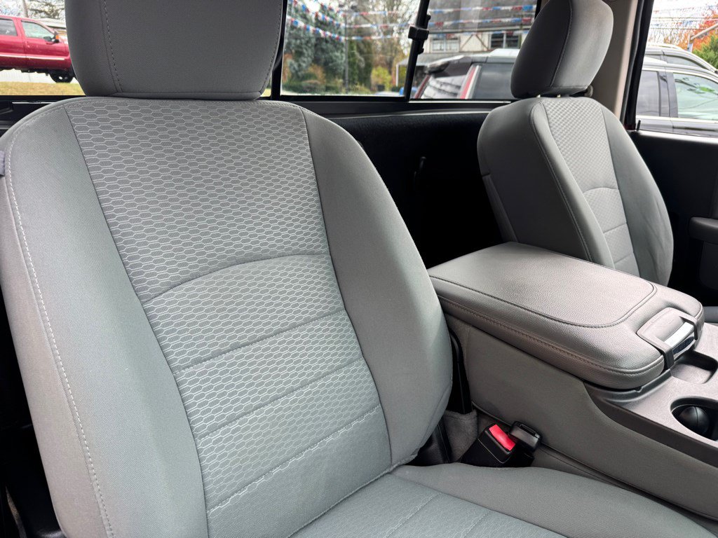 Used 2013 RAM 1500 Express AWD/4WD image 10