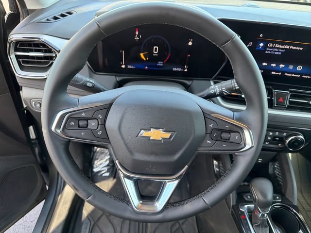 Used 2025 Chevrolet TrailBlazer LT w/ Convenience Package FWD image 14