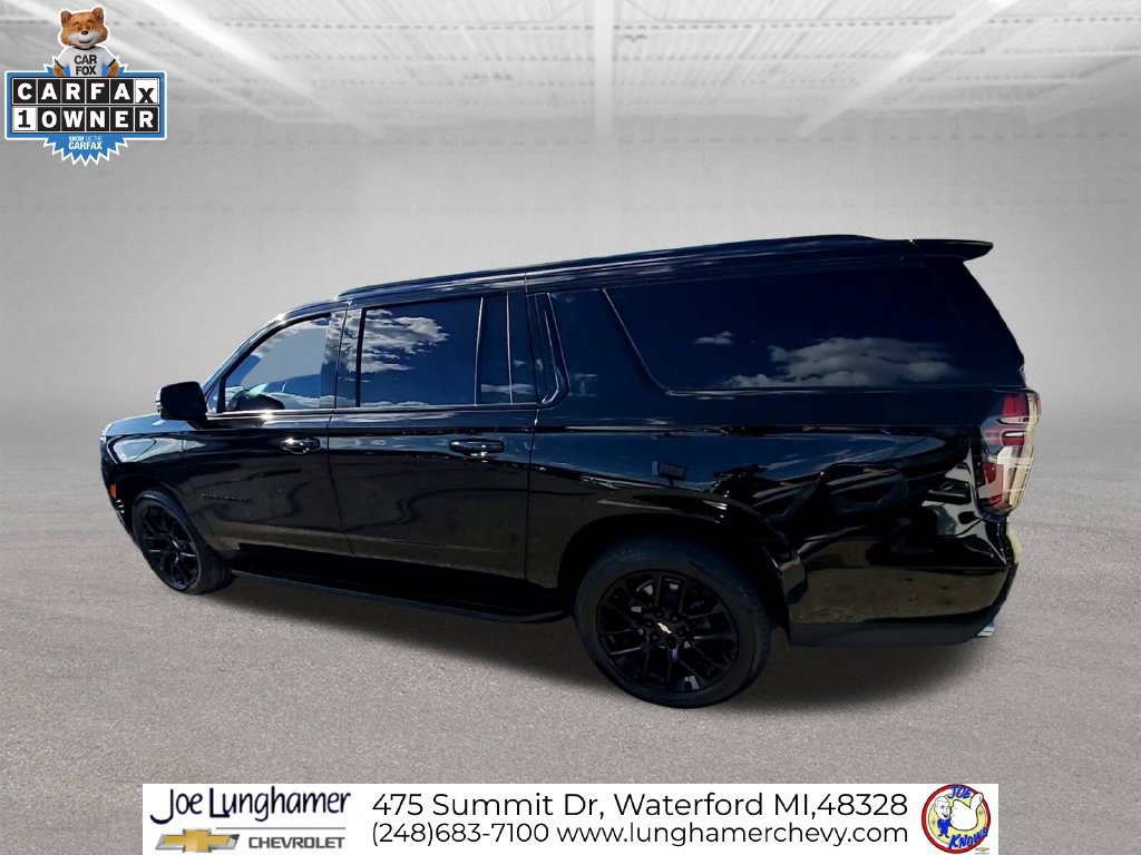 Certified 2023 Chevrolet Suburban RST w/ Sport Performance Package AWD/4WD image 9