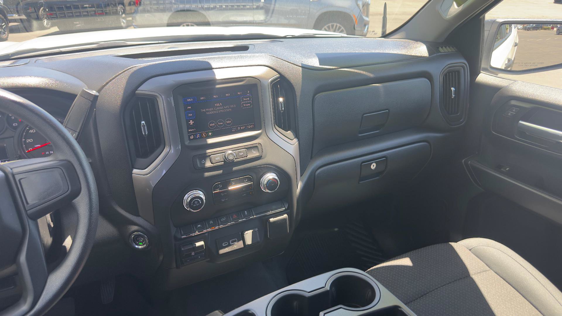 Used 2026 GMC Sierra 1500 Pro w/ Graphite Edition AWD/4WD image 10