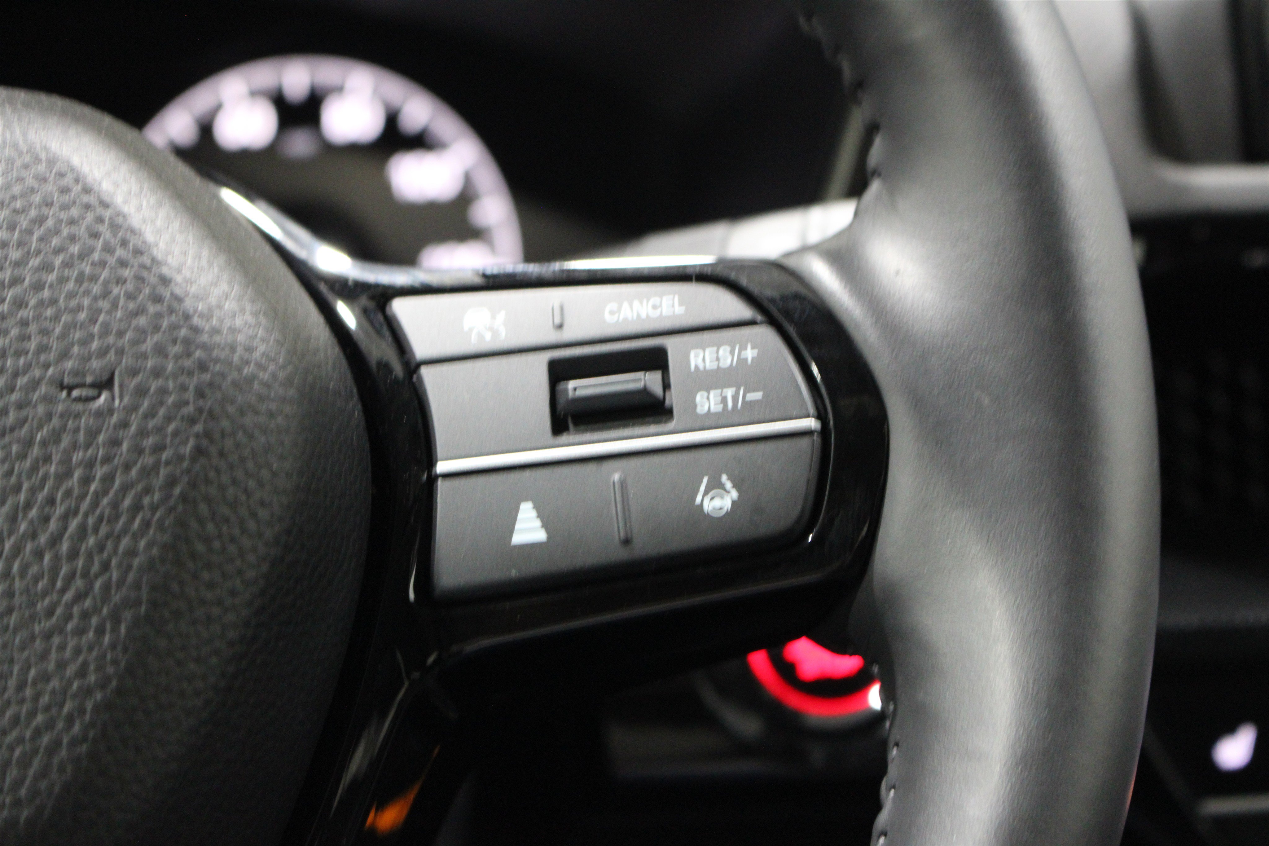 Used 2024 Honda CR-V EX-L image 12